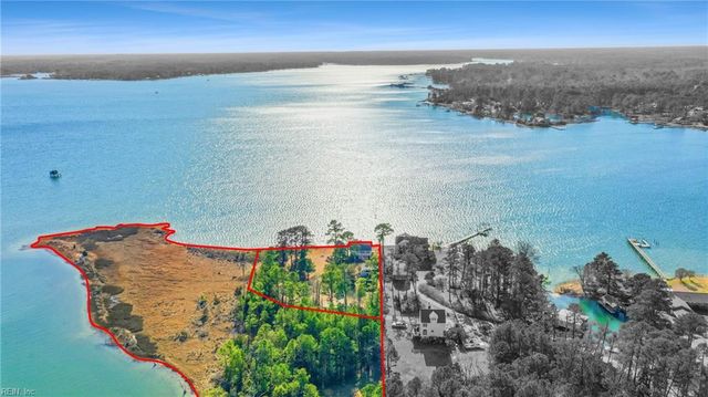 520 Spivey LN, Seaford, VA 23696