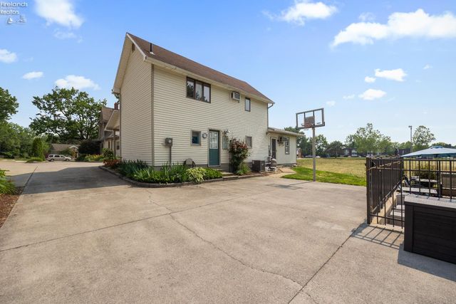 W 280 Main Street, Norwalk, OH 44857