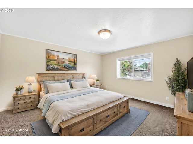 650 TERRITORIAL St, Harrisburg, OR 97446