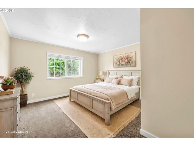 650 TERRITORIAL St, Harrisburg, OR 97446