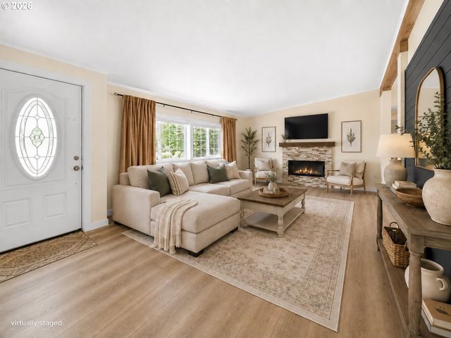 650 TERRITORIAL St, Harrisburg, OR 97446