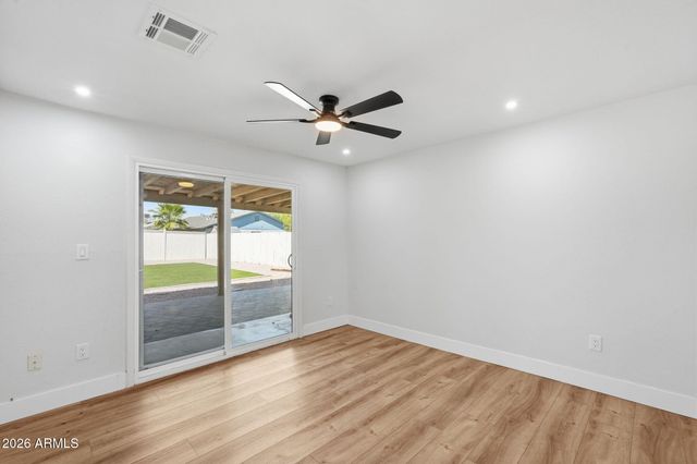 5406 S COLLEGE Avenue, Tempe, AZ 85283