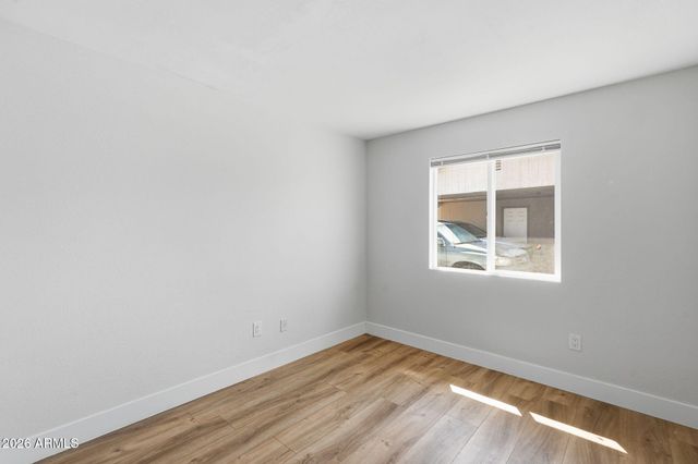 5406 S COLLEGE Avenue, Tempe, AZ 85283