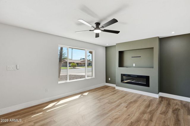 5406 S COLLEGE Avenue, Tempe, AZ 85283