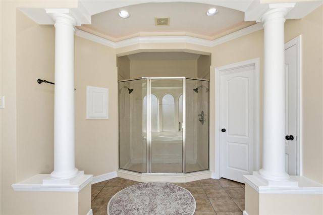 3913 Pebble Brook Drive, League City, TX 77573