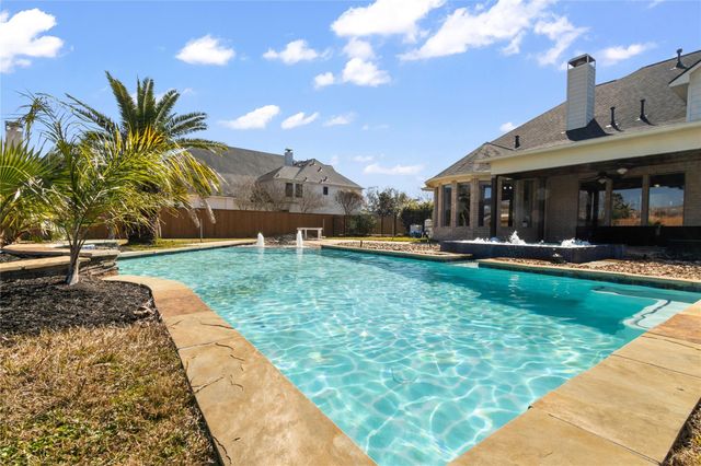 3913 Pebble Brook Drive, League City, TX 77573