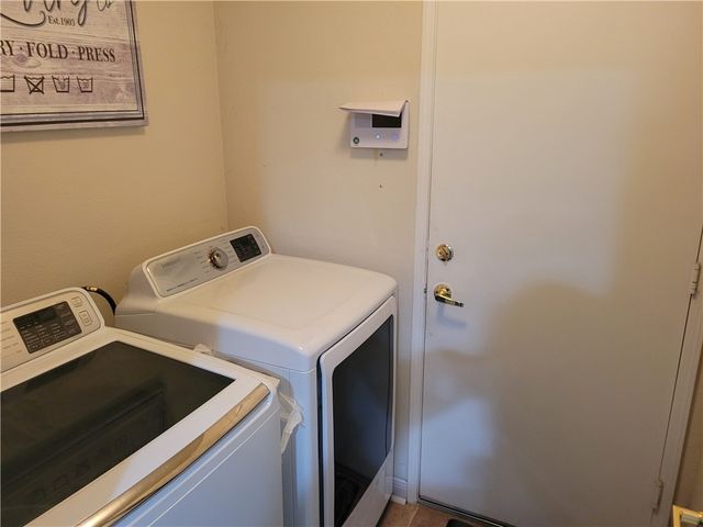 3188 Winter Way, Madera, CA 93637