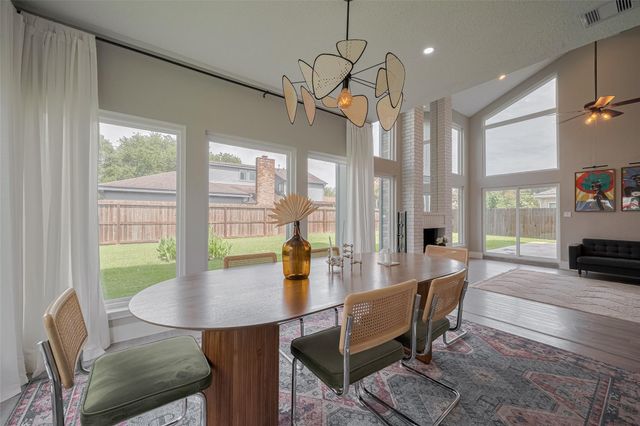 1709 Coles Farm Drive, Sugar Land, TX 77478