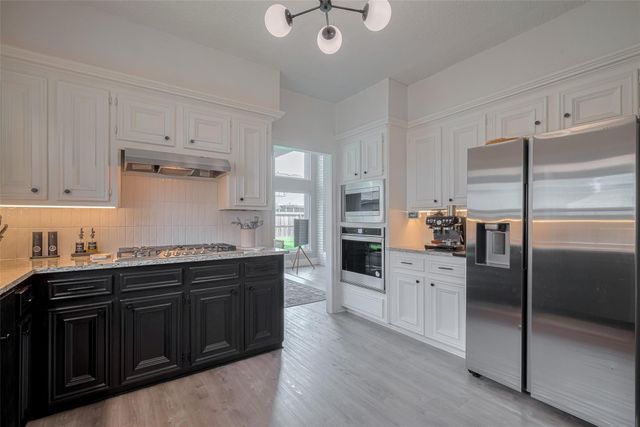 1709 Coles Farm Drive, Sugar Land, TX 77478