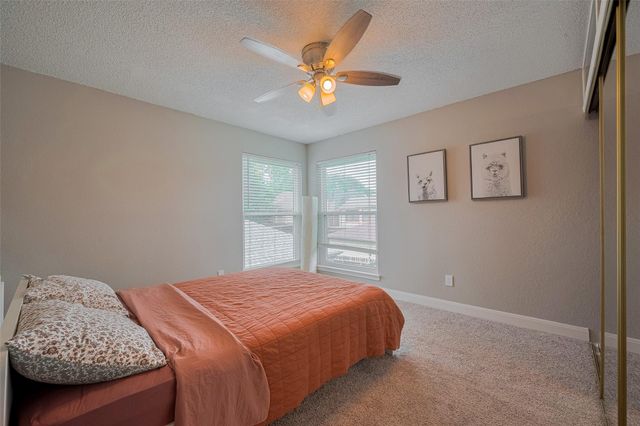 1709 Coles Farm Drive, Sugar Land, TX 77478