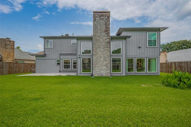 1709 Coles Farm Drive, Sugar Land, TX 77478