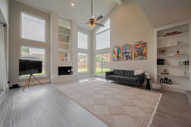 1709 Coles Farm Drive, Sugar Land, TX 77478