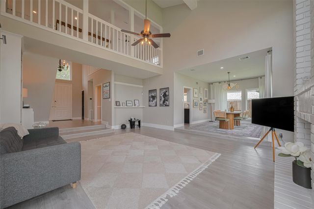 1709 Coles Farm Drive, Sugar Land, TX 77478