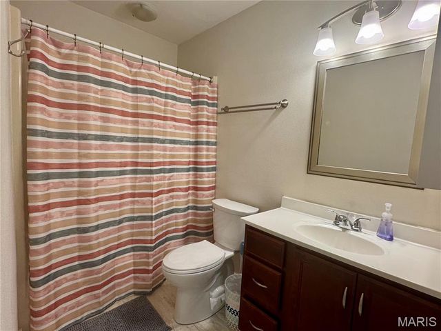 22 Pepperwood Court, Glen Carbon, IL 62034