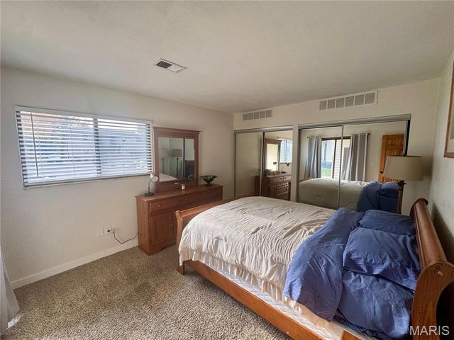 22 Pepperwood Court, Glen Carbon, IL 62034