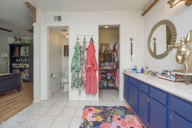 2213 Cimarron Drive, Las Cruces, NM 88011