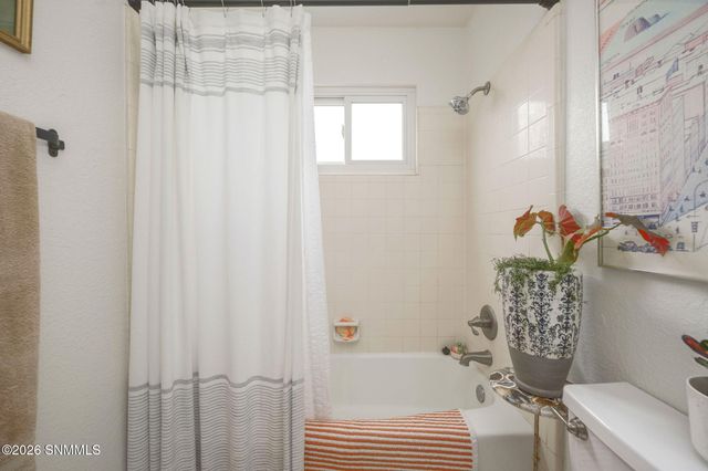 2213 Cimarron Drive, Las Cruces, NM 88011