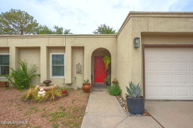 2213 Cimarron Drive, Las Cruces, NM 88011