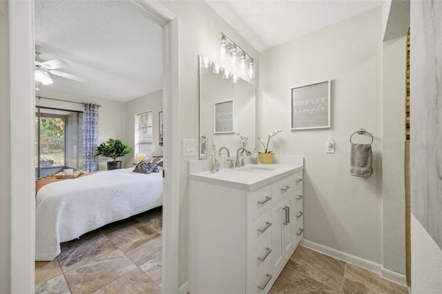 314 E 137TH AVENUE, Tampa, FL 33613