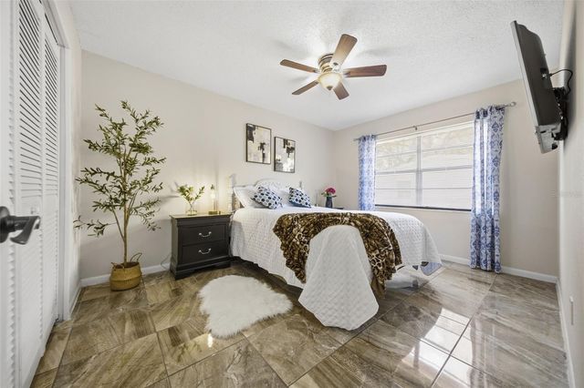 314 E 137TH AVENUE, Tampa, FL 33613