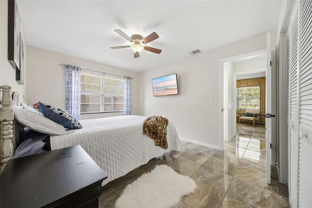 314 E 137TH AVENUE, Tampa, FL 33613