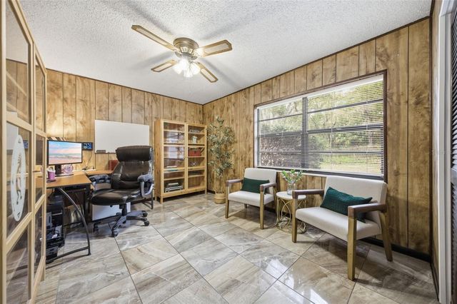 314 E 137TH AVENUE, Tampa, FL 33613