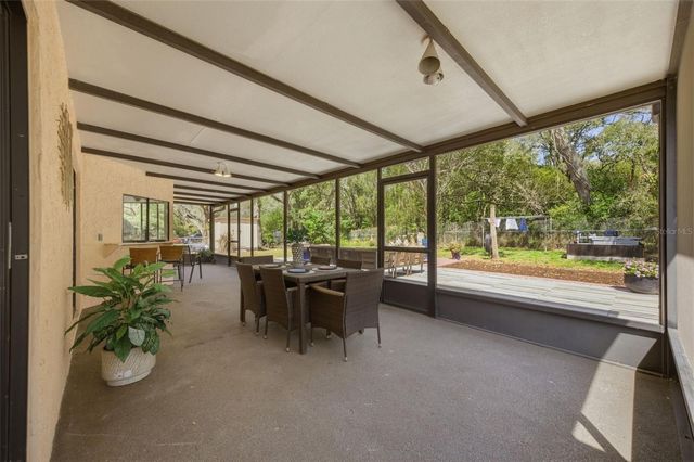 314 E 137TH AVENUE, Tampa, FL 33613