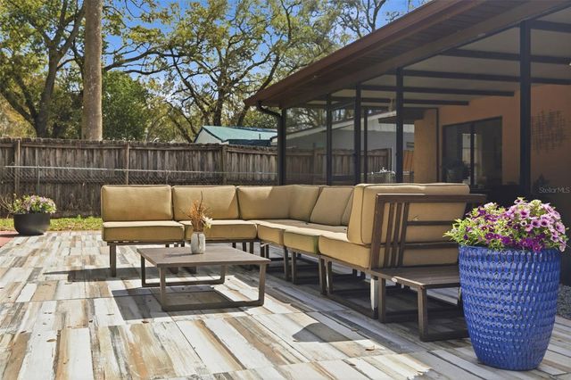 314 E 137TH AVENUE, Tampa, FL 33613