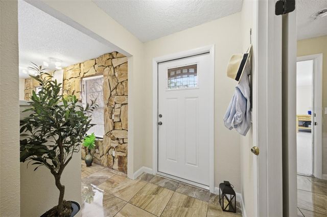 314 E 137TH AVENUE, Tampa, FL 33613