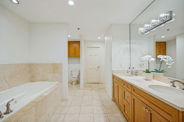 5909 Luther Lane 2104, Dallas, TX 75225