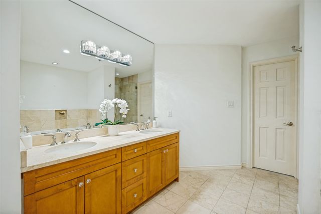 5909 Luther Lane 2104, Dallas, TX 75225