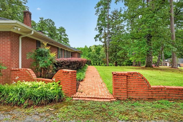 513 Brinn Drive, Sanford, NC 27330