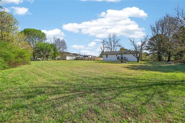 571 Oak Grove Road, Mcdonough, GA 30253