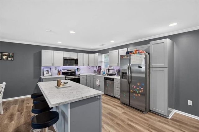 571 Oak Grove Road, Mcdonough, GA 30253