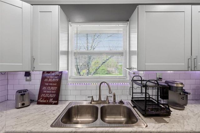 571 Oak Grove Road, Mcdonough, GA 30253