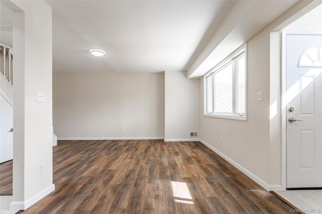 1260 Richmond Avenue 114, Staten Island, NY 10314