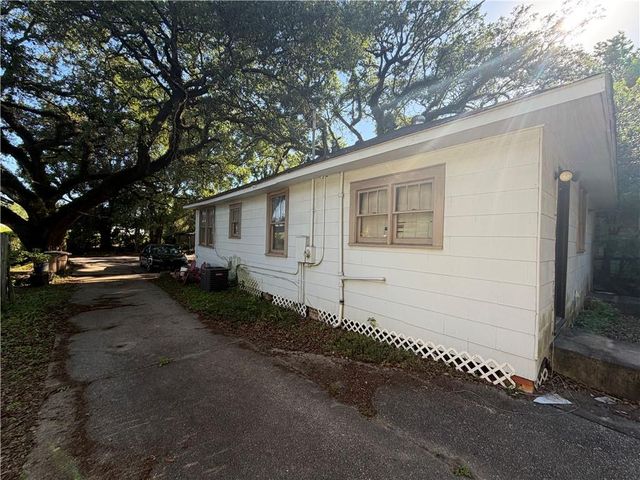 912 Cottrell Street, Mobile, AL 36605
