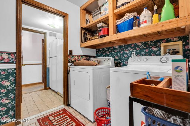 106 Vienna Road, Howell, NJ 07731