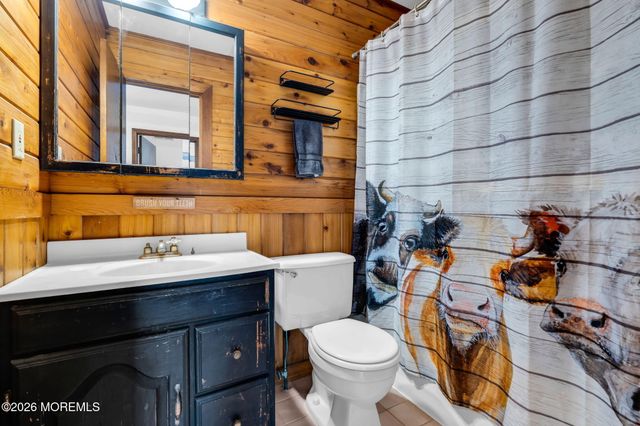 106 Vienna Road, Howell, NJ 07731