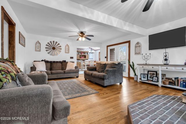 106 Vienna Road, Howell, NJ 07731