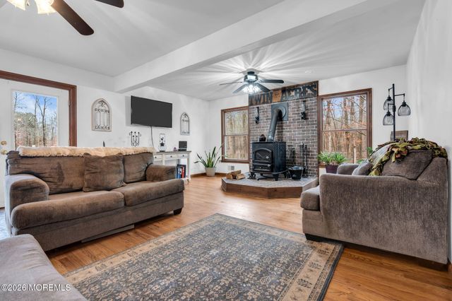 106 Vienna Road, Howell, NJ 07731