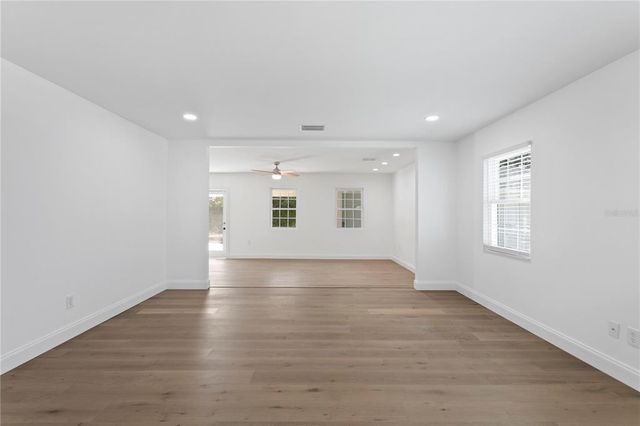 4704 W BROOKWOOD DRIVE, Tampa, FL 33629