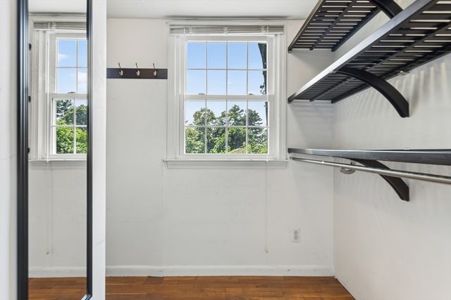 4 Jimmy St, Franklin, MA 02038