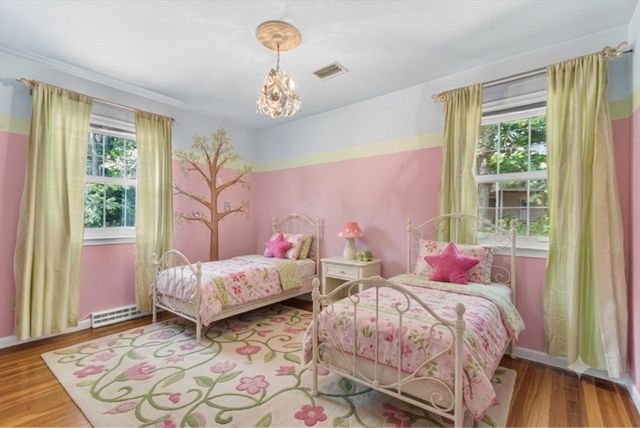 4 Jimmy St, Franklin, MA 02038