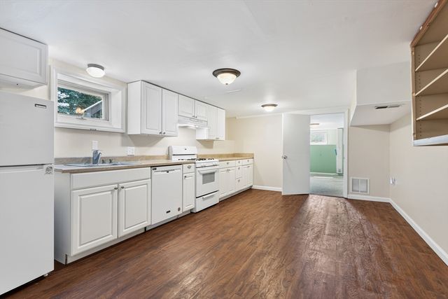 4 Jimmy St, Franklin, MA 02038