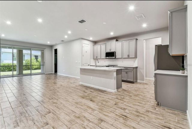3719 LAUGHING DOVE AVENUE, Sun City Center, FL 33573