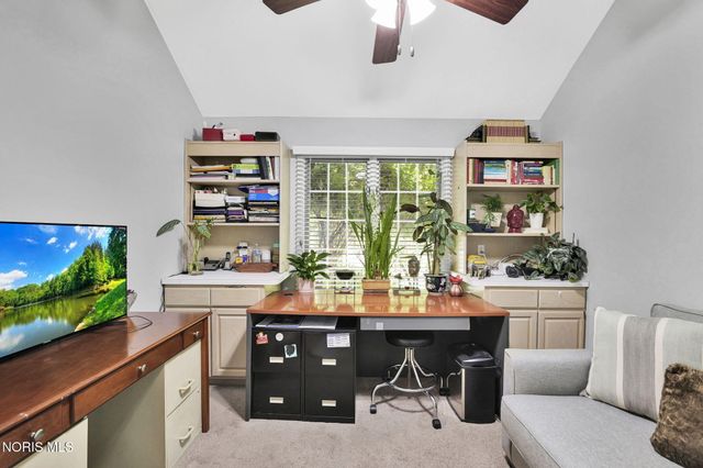 14850 Stonehaven Drive, Perrysburg, OH 43551