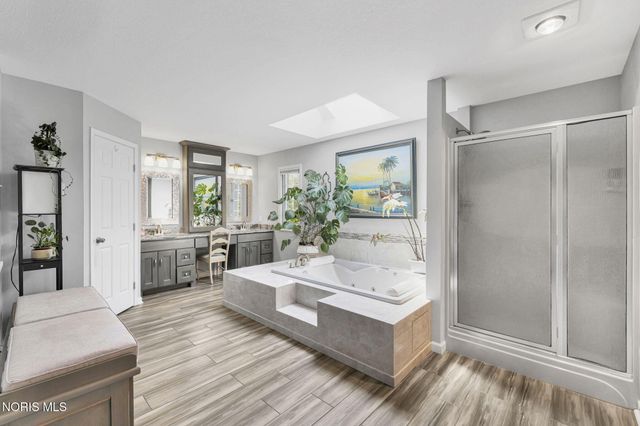 14850 Stonehaven Drive, Perrysburg, OH 43551