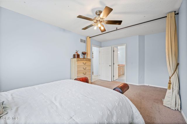 14850 Stonehaven Drive, Perrysburg, OH 43551