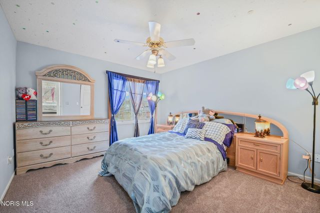 14850 Stonehaven Drive, Perrysburg, OH 43551